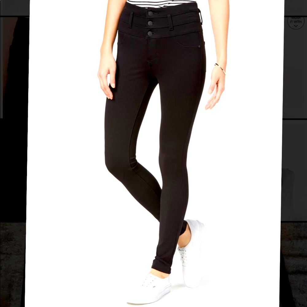Celebrity pink skinny jeans